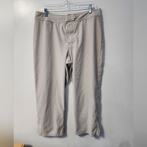 Women's Patagonia Size 14 Beige Capris